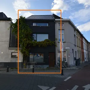 Bed & Breakfast Nest, Gent